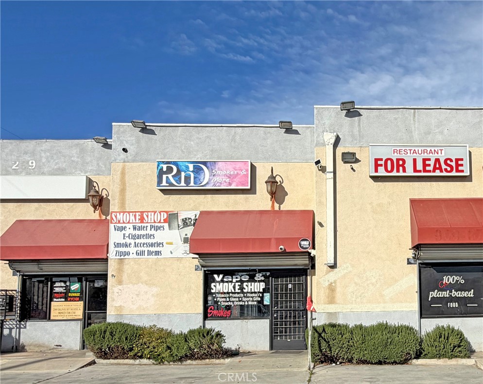 Commercial Lease in Colton