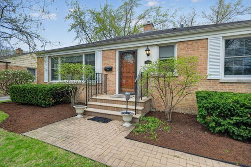 1945 Bosworth Ln, Northfield, IL, 60093-3212 | Card Image