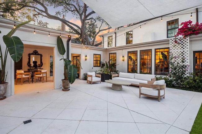 2129 Brentwood Dr, House other with 3 bedrooms, 5 bathrooms and 2 parking in Houston TX | Image 34