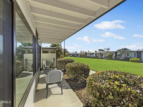 61 Redwood Ave, Ventura, CA, 93003-3618 | Card Image