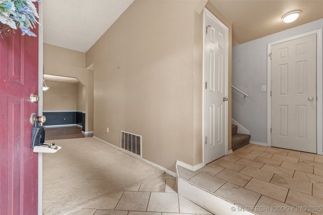 9528 S 93 Rd East Ave, House other with 5 bedrooms, 3 bathrooms and null parking in Tulsa OK | Image 6