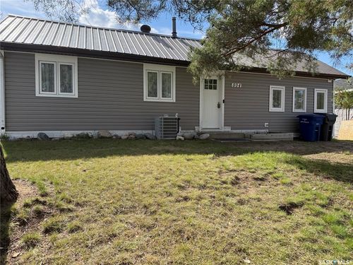 804 6 St W, Nipawin, SK, S0E1E0 | Card Image