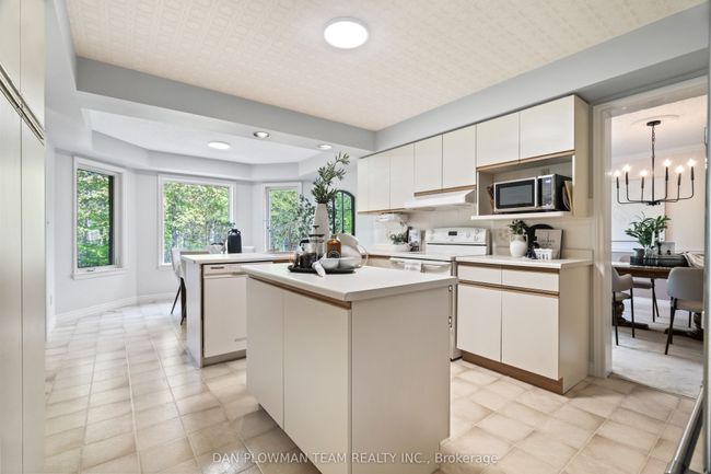 132 Samac Trail, House other with 5 bedrooms, 3 bathrooms and 2 parking in Oshawa ON | Image 12