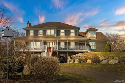 7055 Ormond Road, Home with 5 bedrooms, 4 bathrooms and null parking in Springfield Twp MI | Image 3