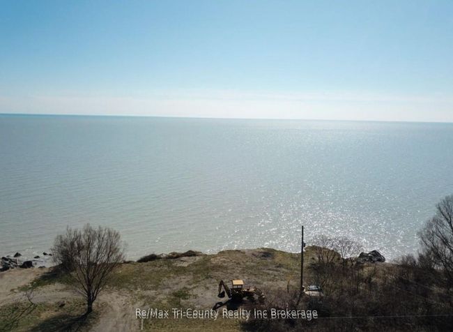 56081 Lakeshore Line, Home with 0 bedrooms, 0 bathrooms and 4 parking in Port Burwell ON | Image 4