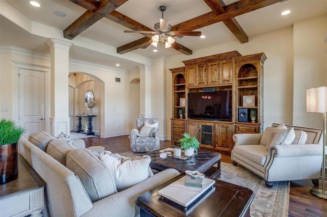 1204 E Scandinavian Ct, House other with 4 bedrooms, 4 bathrooms and null parking in Granbury TX | Image 18