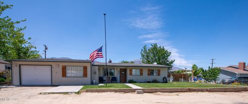 271 B St, Hawthorne, NV, 89415-7768 | Card Image