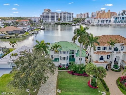 390 Oak Ave, NAPLES, FL, 34108-2323 | Card Image