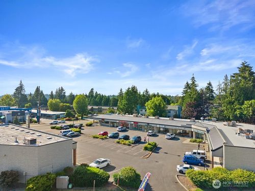 17692-17640 1st Ave S, Burien, WA, 98148-1729 | Card Image