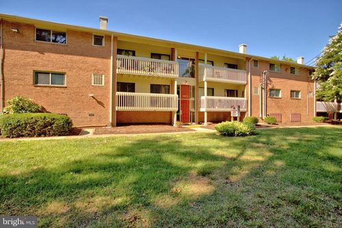101-7475 Little River Tpke, ANNANDALE, VA, 22003-2966 | Card Image
