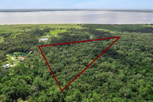 2401 Canvasback Trail, GENEVA, FL, 32732 | Card Image