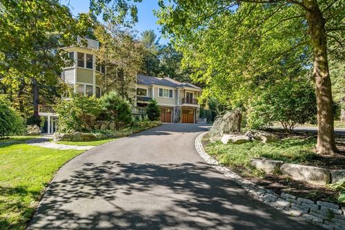 39 Westbrook Ln, Westwood, MA, 02090-1724 | Card Image