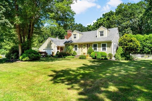100 D Dr, Westport, MA, 02790-3918 | Card Image