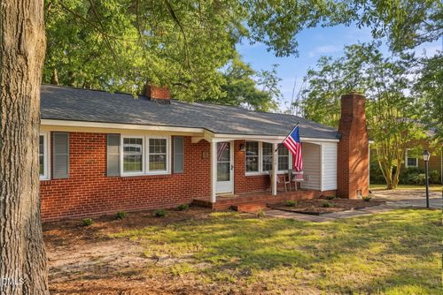 544 N Dunn St, Angier, NC, 27501-8633 | Card Image
