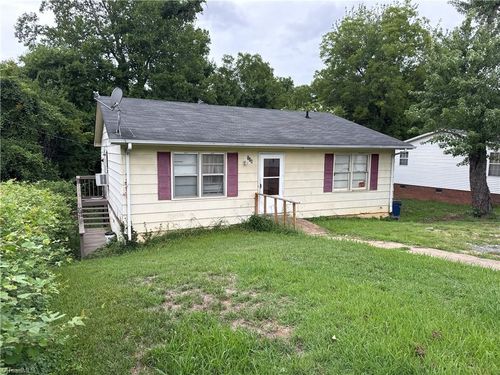 506 Wray St, Reidsville, NC, 27320-2752 | Card Image