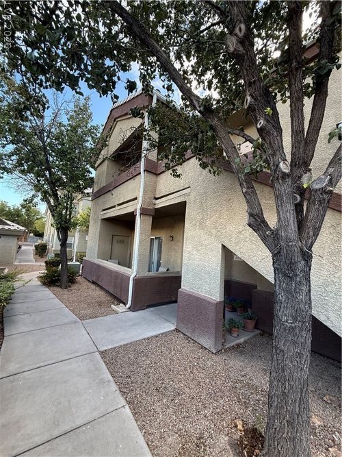 201-3933 Lazy Pine St, Las Vegas, NV, 89108-8165 | Card Image