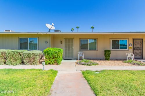 10922 W Santa Fe Dr, Sun City, AZ, 85351-2520 | Card Image