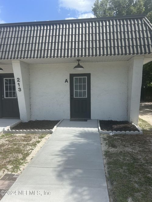 ste-a-213 S Us Highway 17, East Palatka, FL, 32131-4005 | Card Image