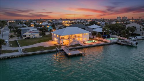 644 77th Ave, ST PETE BEACH, FL, 33706-1708 | Card Image