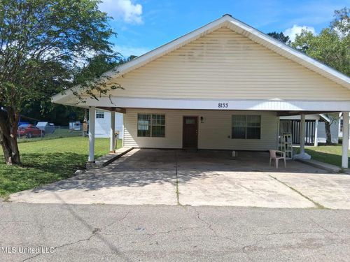 8133 Leake St, Bay Saint Louis, MS, 39520-7811 | Card Image
