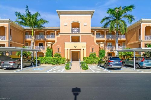 3825-9621 Spanish Moss Way, BONITA SPRINGS, FL, 34135-2968 | Card Image