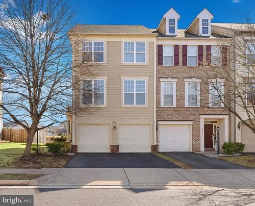 9211 Cascade Falls Dr, BRISTOW, VA, 20136-2169 | Card Image