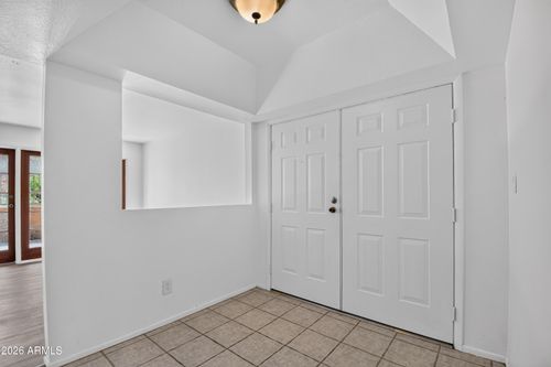1024-18811 N 19th Ave, Phoenix, AZ, 85027-5285 | Card Image