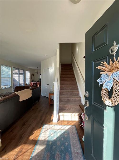 5329 Elston Ln, Virginia Beach, VA, 23455-6892 | Card Image