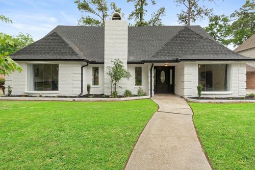 9222 New Forest Rd, Spring, TX, 77379-6533 | Card Image