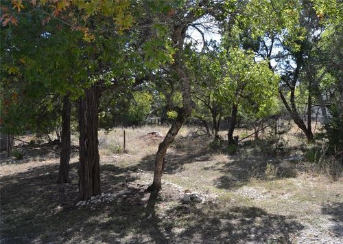 12 Saddle Rock Rdg, Wimberley, TX, 78676-3013 | Card Image