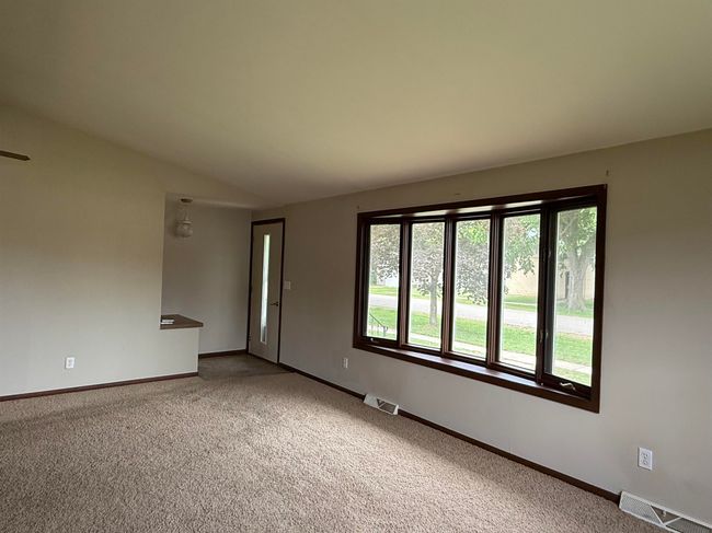105 S 4 Th St, House other with 2 bedrooms, 1 bathrooms and null parking in AVOCA WI | Image 11