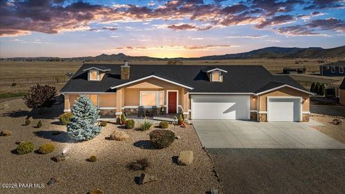 9380 E Steer Mesa Rd, Prescott Valley, AZ, 86315-9265 | Card Image
