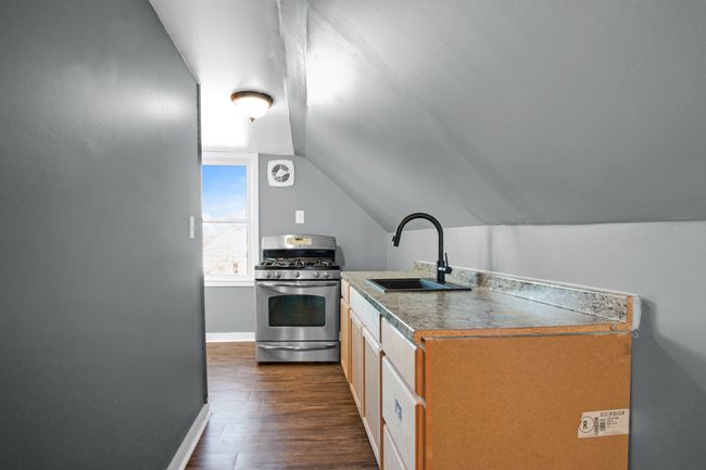 11586 Saint Aubin St, Home with 0 bedrooms, 2 bathrooms and 1 parking in Hamtramck MI | Image 17