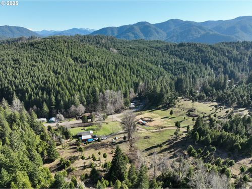 77220 Bar B L Ranch Rd, Westfir, OR, 97492-9753 | Card Image