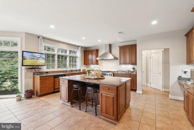 40545 Farm Market Rd, House other with 4 bedrooms, 6 bathrooms and null parking in LEESBURG VA | Image 11