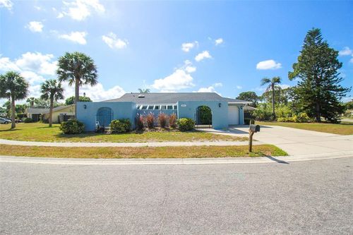 3852 Gatewood Dr, SARASOTA, FL, 34232-3322 | Card Image