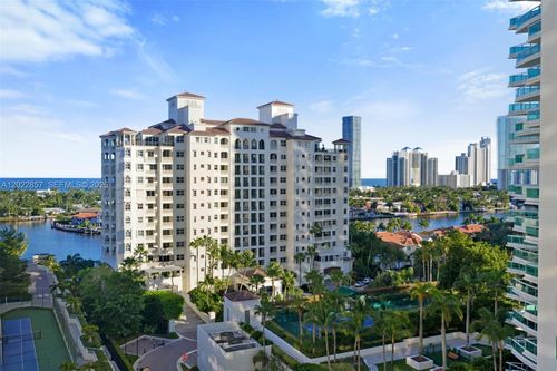 1104-20185 E Country Club Dr, Aventura, FL, 33180-3048 | Card Image