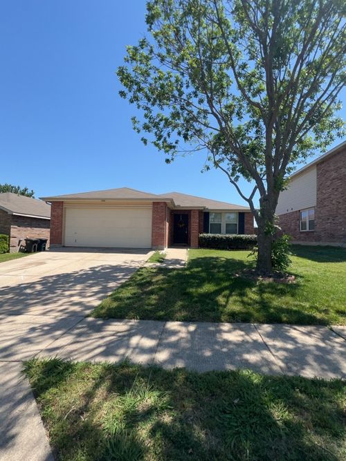 709 Granite Ridge Dr, Fort Worth, TX, 76179-7333 | Card Image