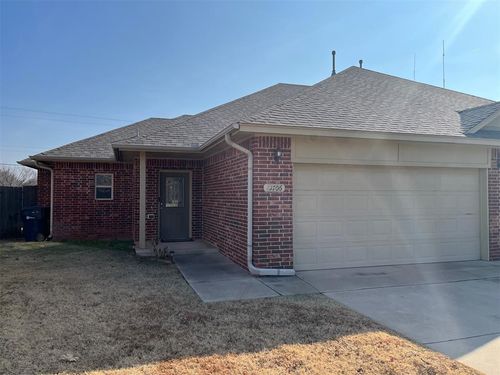 13706 Oxford Drive, Edmond, OK, 73013 | Card Image