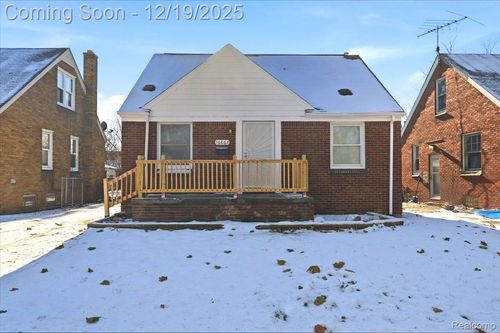16662 Collingham Dr, Detroit, MI, 48205-1510 | Card Image