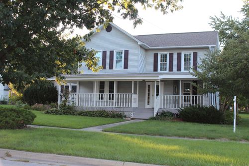 403 S Walnut Street, Shell Rock, IA, 50670 | Card Image