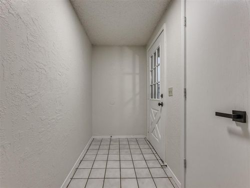 8401 Wakefield Street, Oklahoma City, OK, 73149 | Card Image