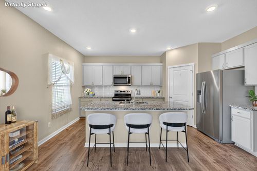 5506 145th St, Urbandale, IA, 50323-2802 | Card Image