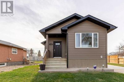 5114 42 Ave, House other with 4 bedrooms, 2 bathrooms and 1 parking in Taber AB | Image 1