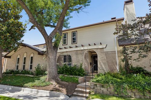 2059 Embassy Way, Carrollton, TX, 75006-1700 | Card Image