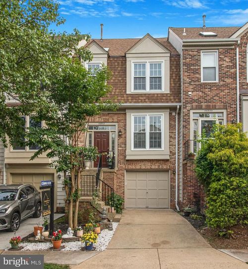 46932 Trumpet Cir, STERLING, VA, 20164-2384 | Card Image
