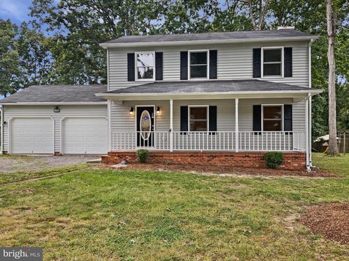 10806 Woodland Dr, FREDERICKSBURG, VA, 22407-7768 | Card Image