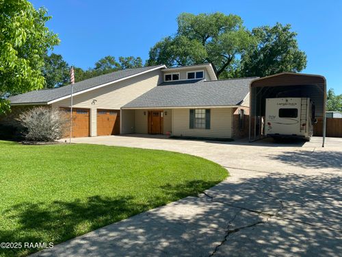 1075 Melancon Dr, Breaux Bridge, LA, 70517-7125 | Card Image