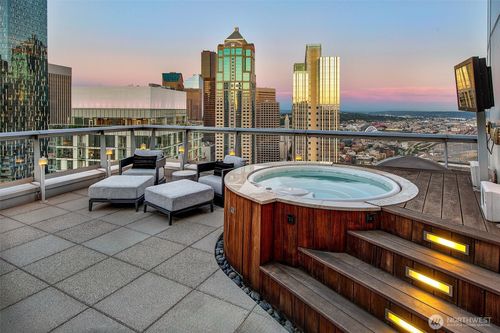 apt-3801-1521 2nd Ave, Seattle, WA, 98101-4531 | Card Image