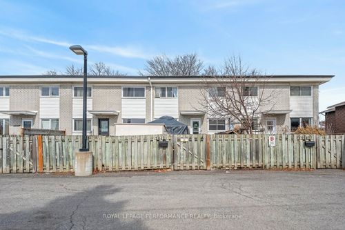 a-2642 Moncton Rd, Ottawa, ON, K2B7W1 | Card Image